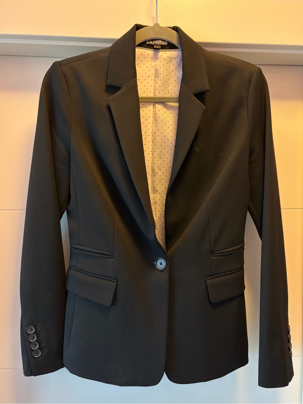 Express Black Single-Button Tailored Blazer with Notched Lapel